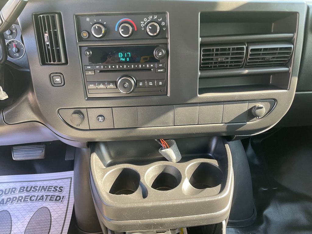 Used 2014 Chevrolet Express 3500 LS RWD image 18