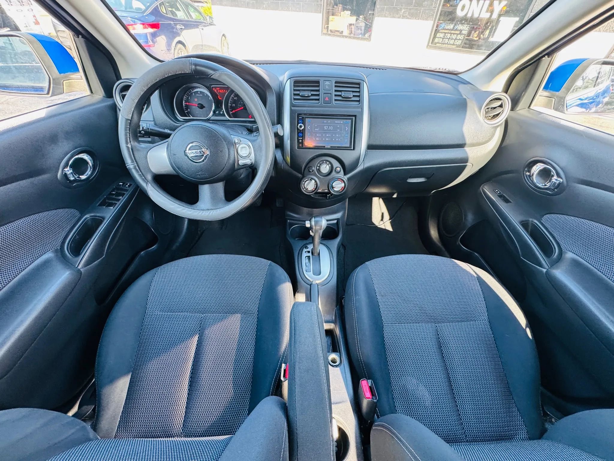 Used 2014 Nissan Versa SV image 13