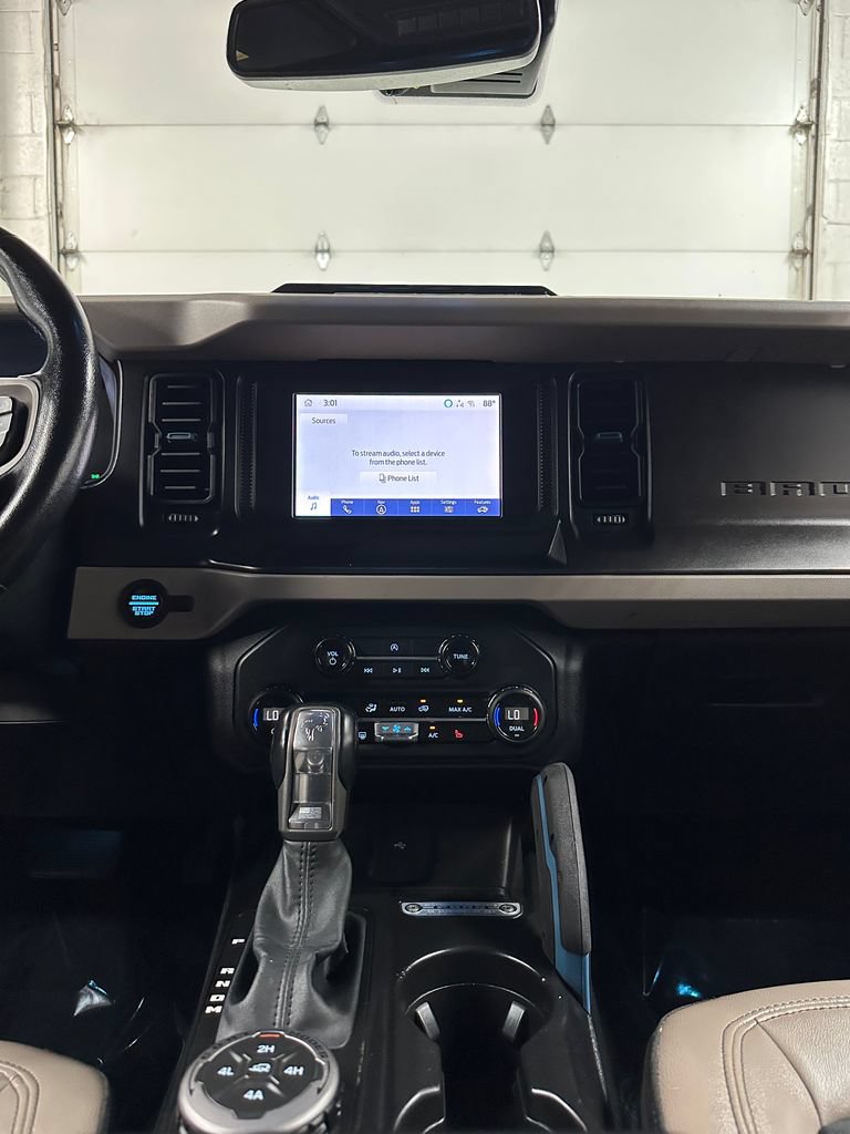 Used 2023 Ford Bronco Wildtrak AWD/4WD image 24
