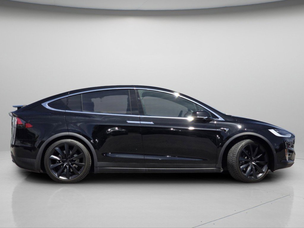 Used 2017 Tesla Model X 100D image 27