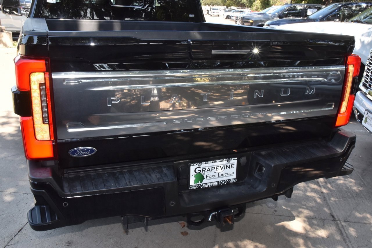 Used 2024 Ford F250 Platinum AWD/4WD image 40