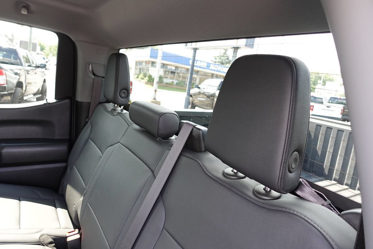 Used 2024 Chevrolet Silverado 1500 W/T w/ WT Value Package AWD/4WD image 23