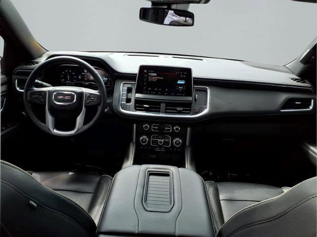 Used 2023 GMC Yukon SLT w/ SLT Luxury Package AWD/4WD image 8