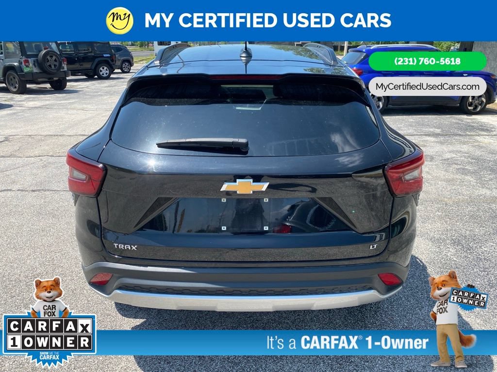 Used 2024 Chevrolet Trax LT FWD image 6