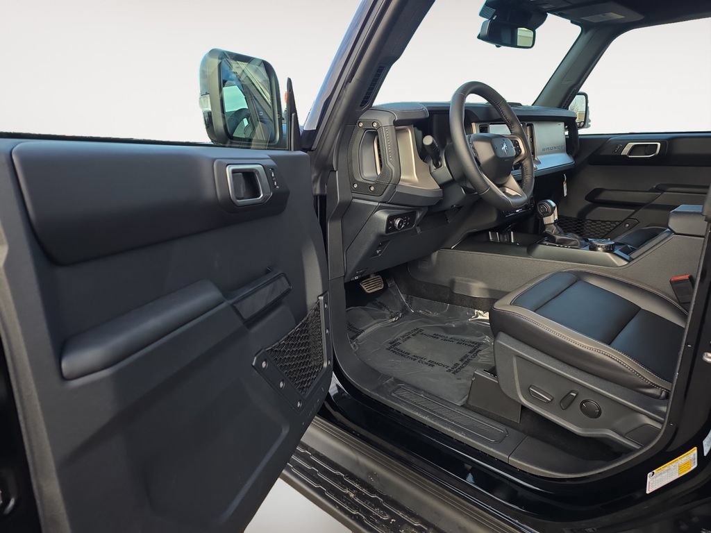 New 2025 Ford Bronco Outer Banks AWD/4WD image 15
