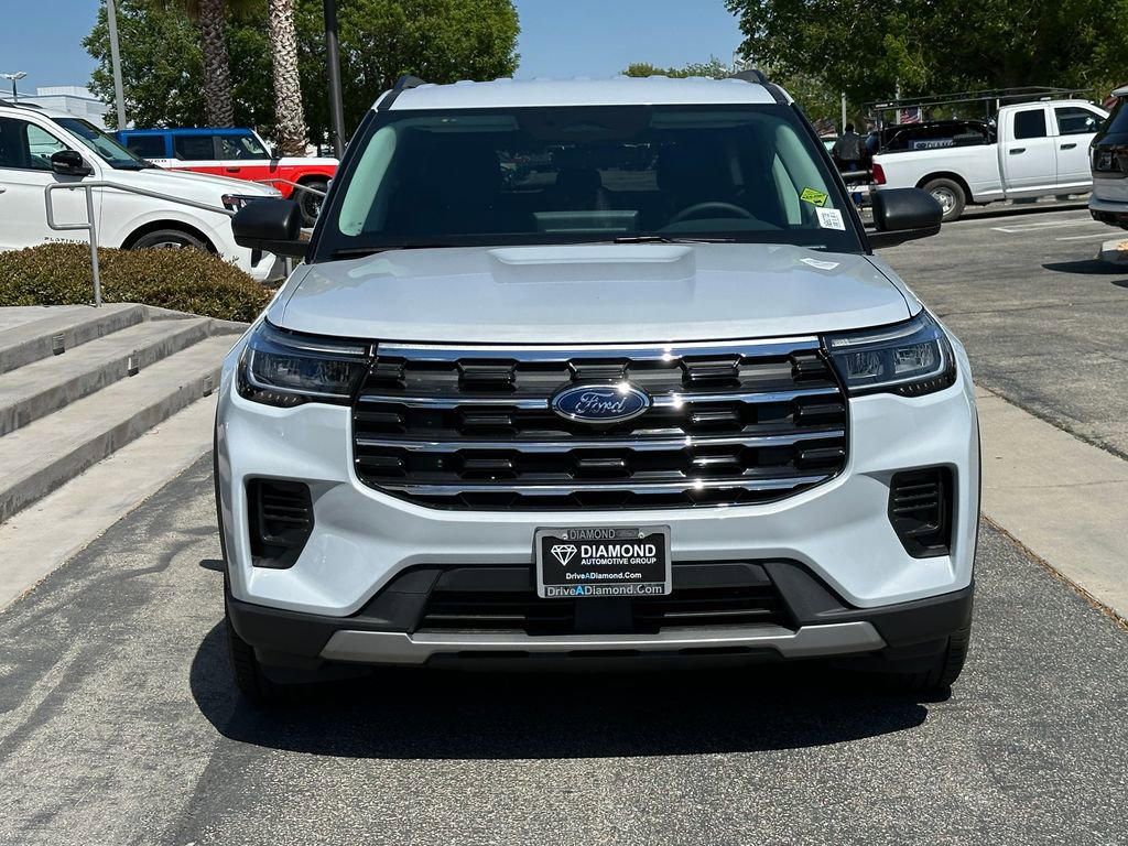 New 2026 Ford Explorer Active RWD image 12