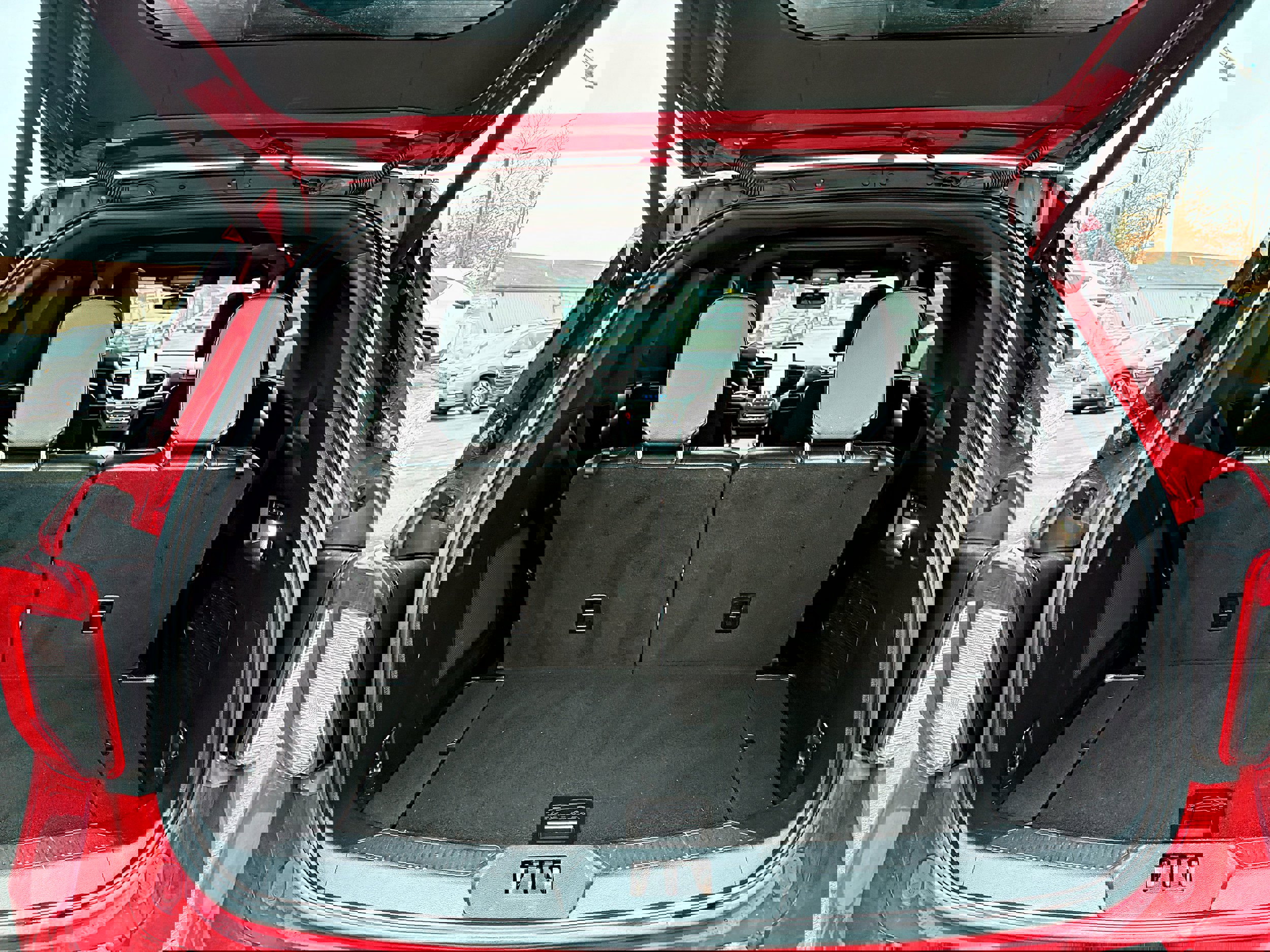 Used 2020 Ford Explorer ST w/ ST Street Pack image 21