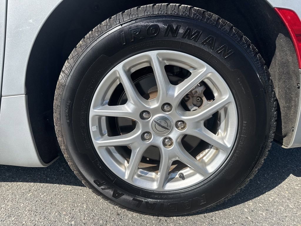 Used 2023 Chrysler Pacifica Touring-L FWD image 32