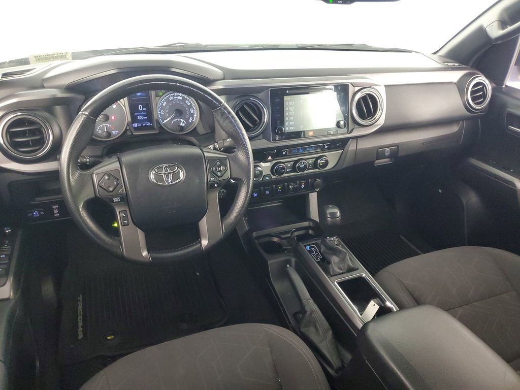 Used 2016 Toyota Tacoma TRD Sport AWD/4WD image 15