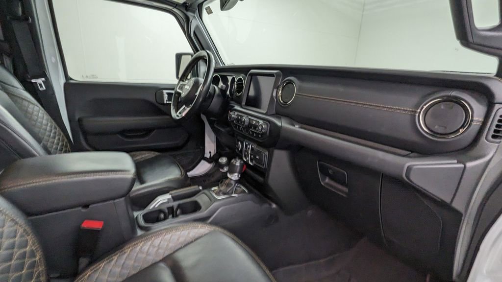 Used 2021 Jeep Wrangler Unlimited Sahara image 38