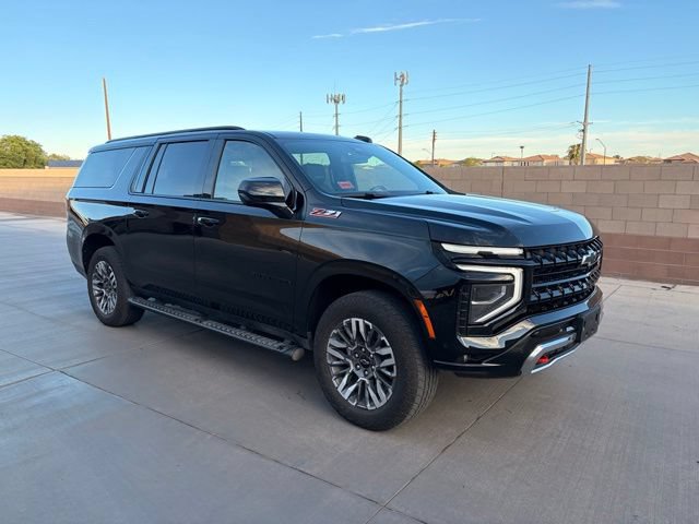 Used 2025 Chevrolet Suburban Z71 AWD/4WD image 5