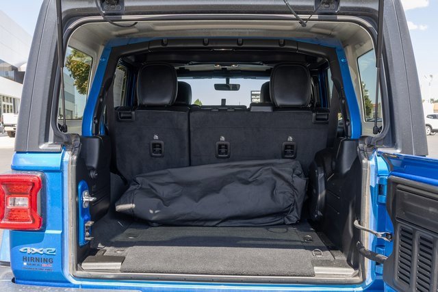 Used 2022 Jeep Wrangler Unlimited Sahara image 14