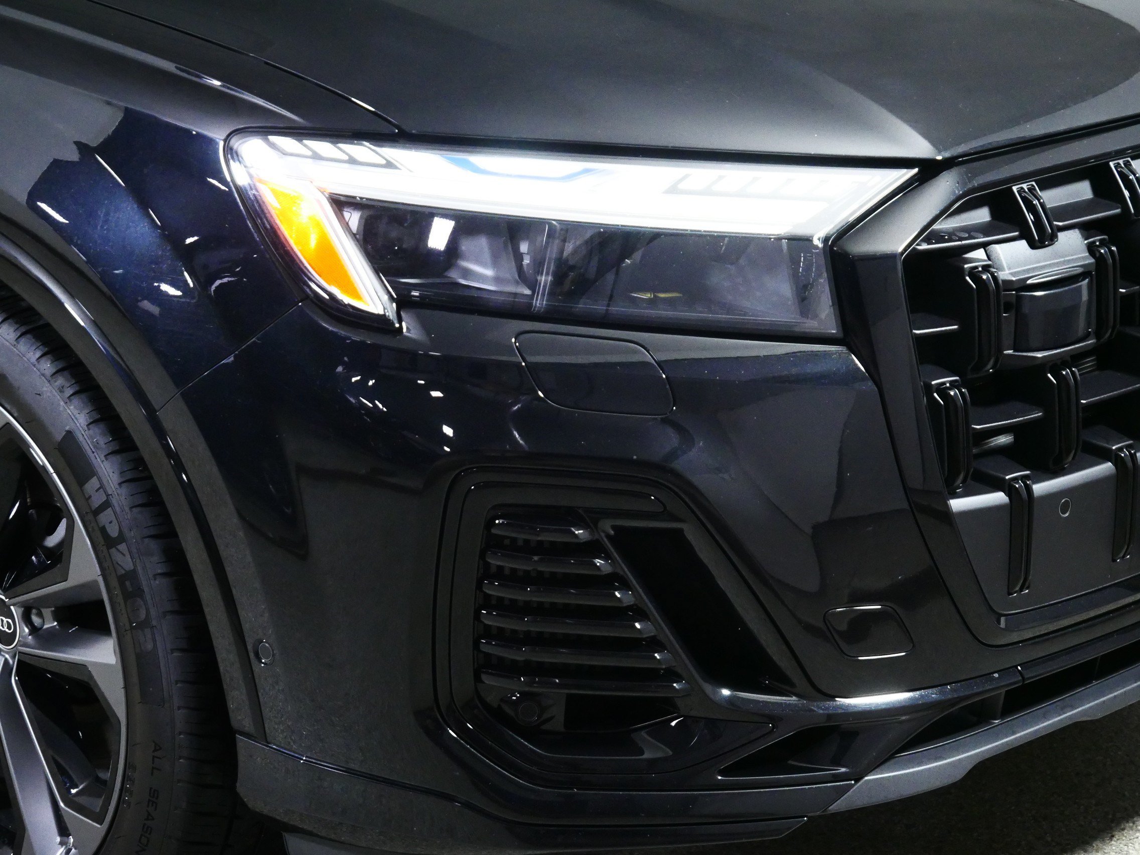 Used 2025 Audi Q7 3.0T Prestige AWD/4WD image 16