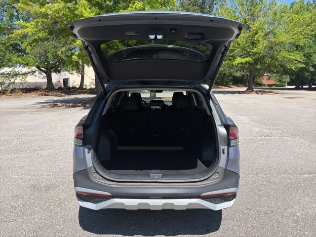 Used 2025 Kia Sportage EX w/ Premium Package FWD image 24