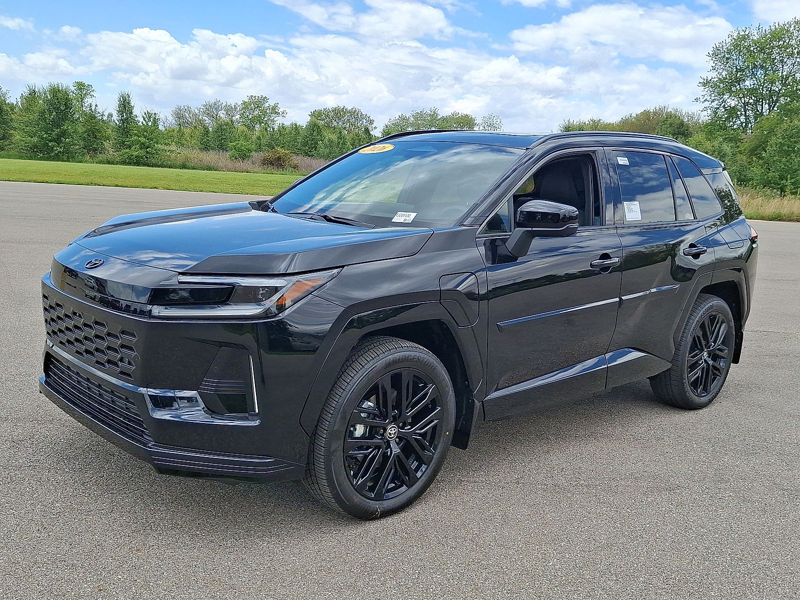 New 2026 Toyota RAV4 XSE AWD/4WD image 10