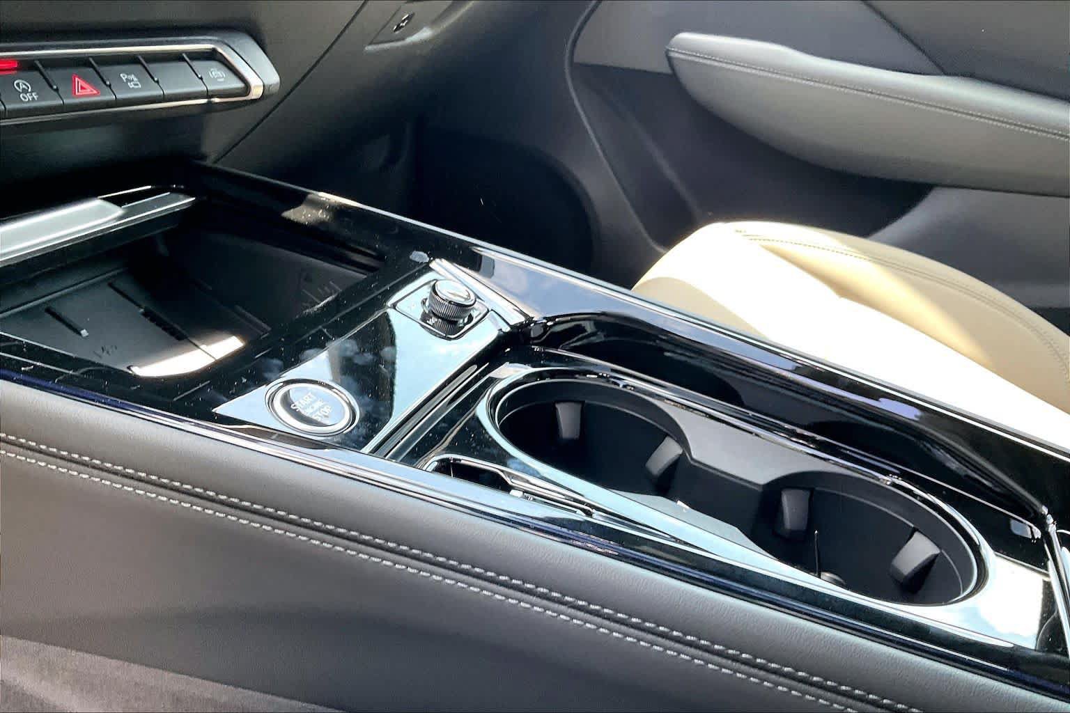 New 2026 Audi Q3 quattro 2.0T AWD/4WD image 7