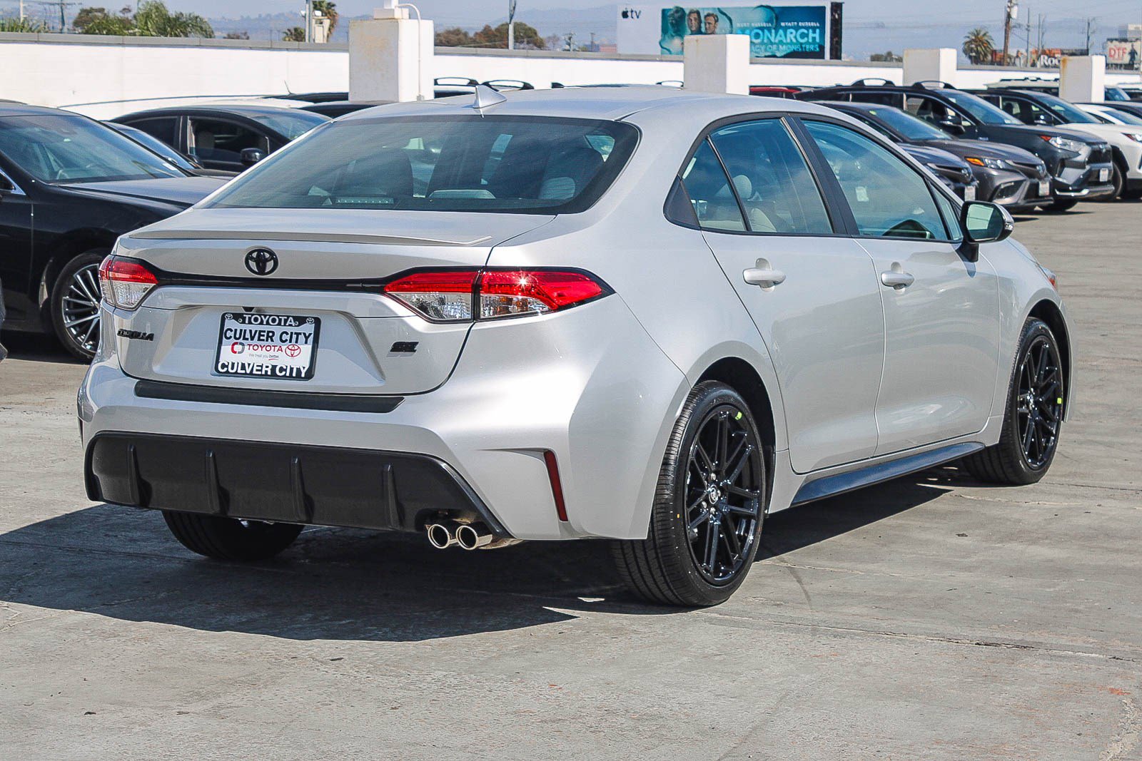 Used 2025 Toyota Corolla SE image 9