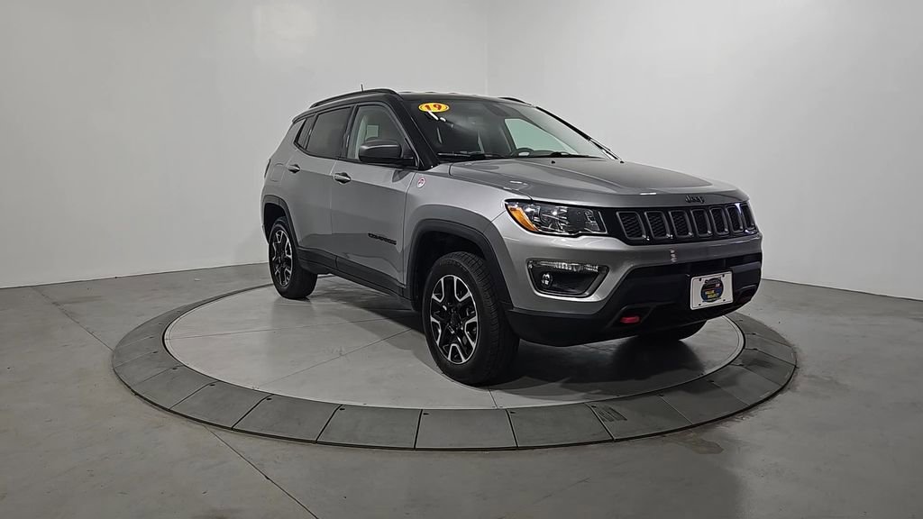 Used 2019 Jeep Compass Trailhawk w/ Cold Weather Group image 8