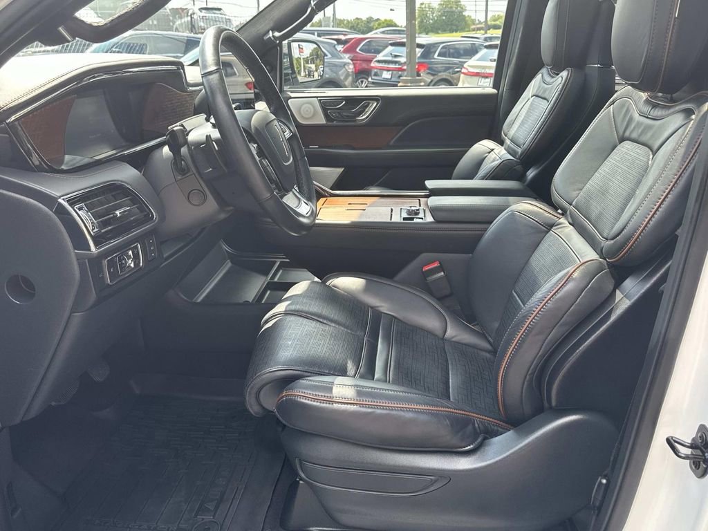 Certified 2024 Lincoln Navigator L Black Label image 9