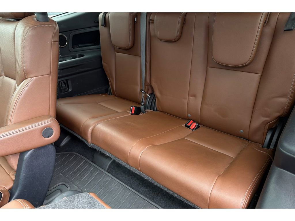 Used 2019 Subaru Ascent Touring w/ Popular Package #2 image 16