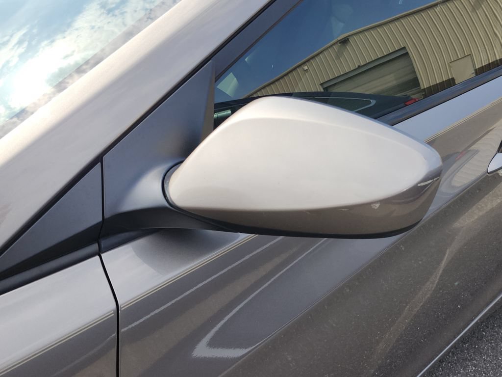 Used 2015 Hyundai Elantra SE FWD image 9