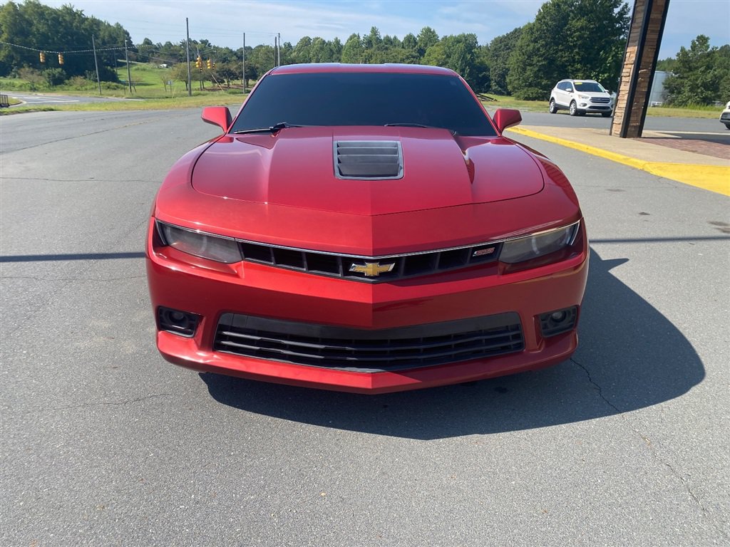 Used 2014 Chevrolet Camaro SS w/ RS Package RWD image 2