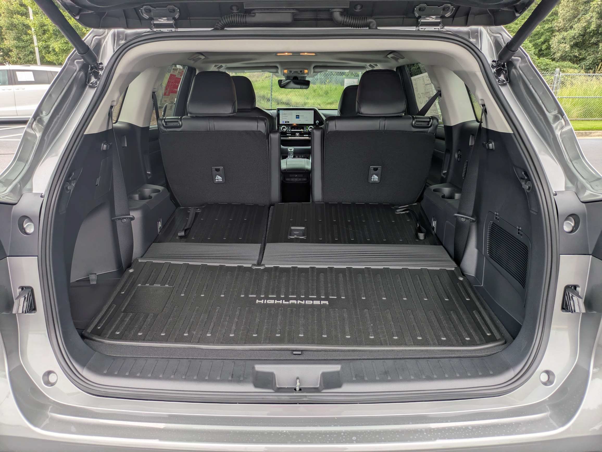 New 2026 Toyota Highlander XLE AWD/4WD image 14