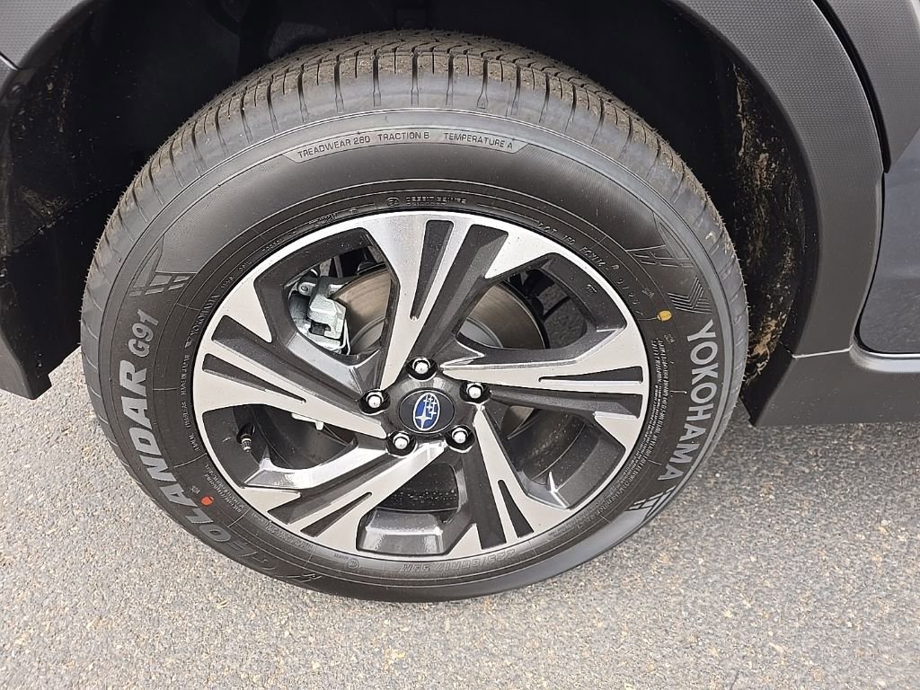 New 2025 Subaru Crosstrek 2.5i Premium image 9
