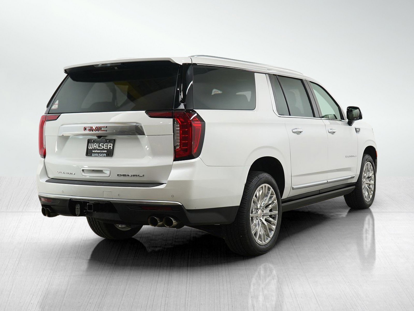 Used 2024 GMC Yukon XL Denali w/ LPO, Floor Liner Package AWD/4WD image 5