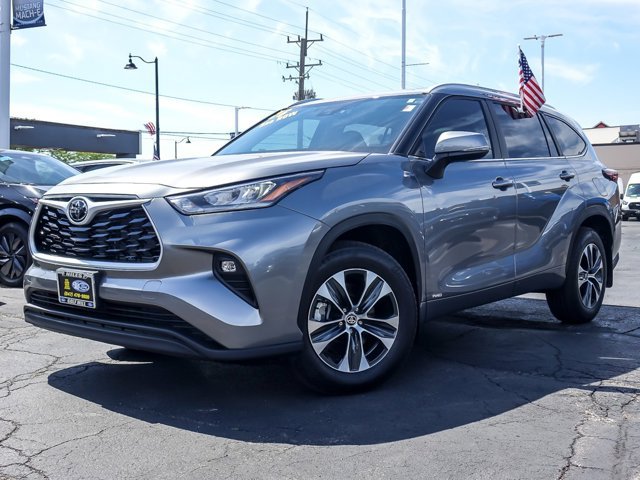 Used 2026 Toyota Highlander XLE AWD/4WD image 1