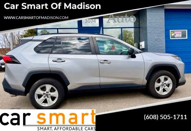 Used 2020 Toyota RAV4 LE AWD/4WD image 1