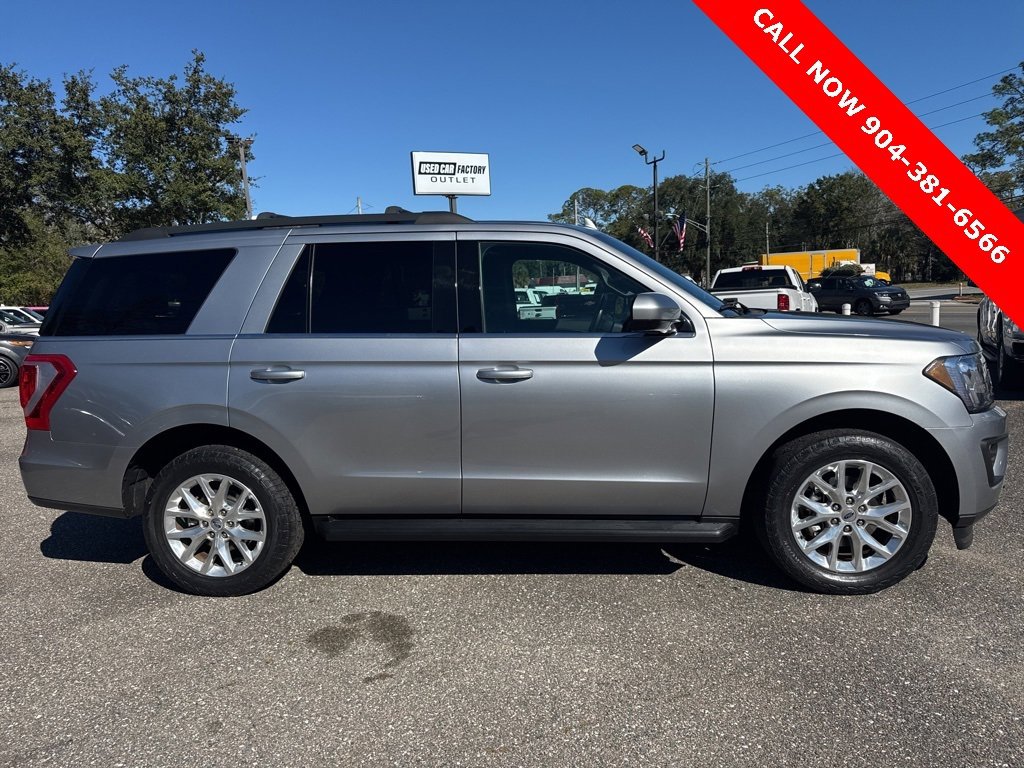 Used 2021 Ford Expedition XLT image 2