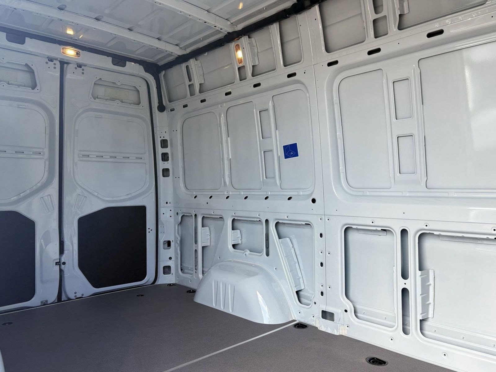 New 2025 Mercedes-Benz Sprinter 2500 image 25