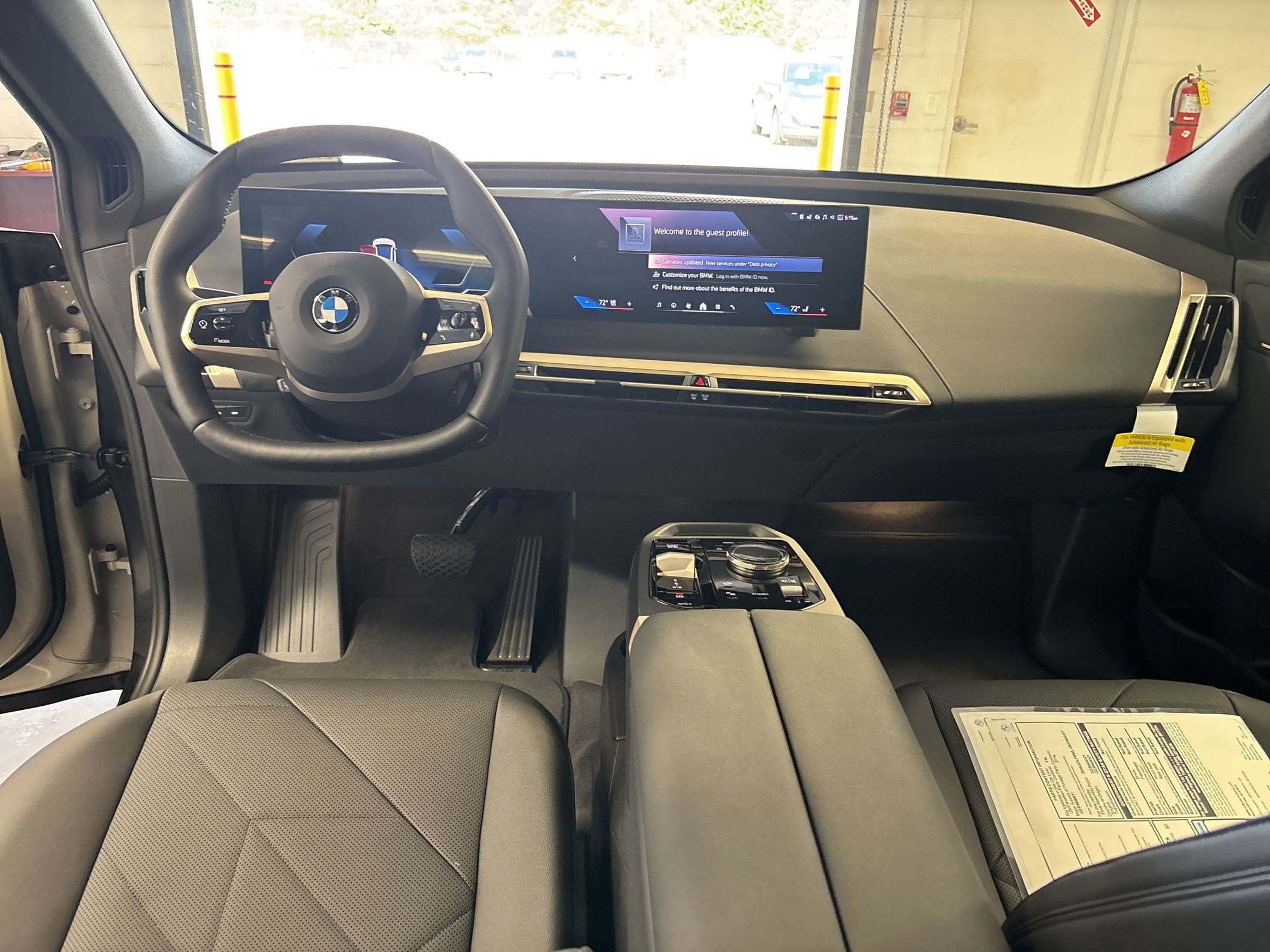 New 2026 BMW iX xDrive60 w/ Premium Package image 16