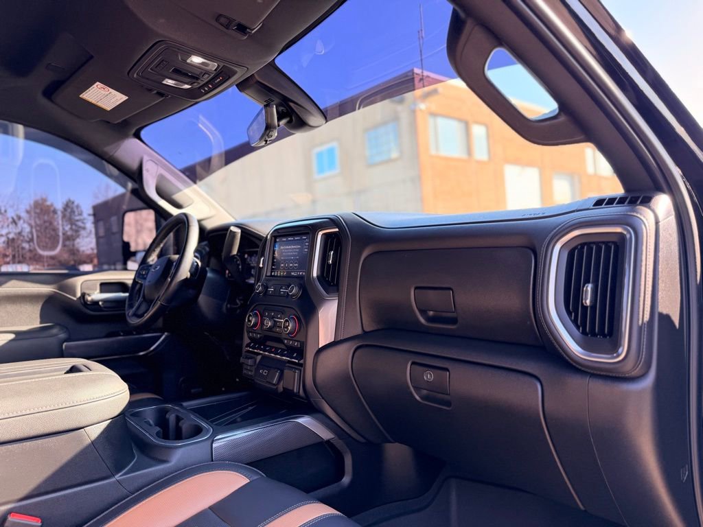 Used 2021 Chevrolet Silverado 2500 LTZ w/ Carhartt Edition AWD/4WD image 10