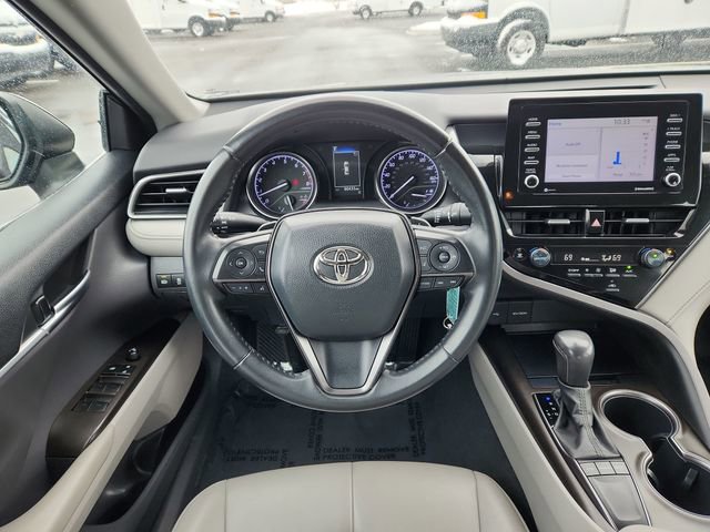 Used 2023 Toyota Camry SE image 21