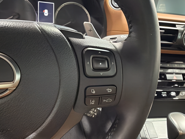 Used 2024 Lexus IS 350 F Sport w/ Accessory Package 2 RWD image 17