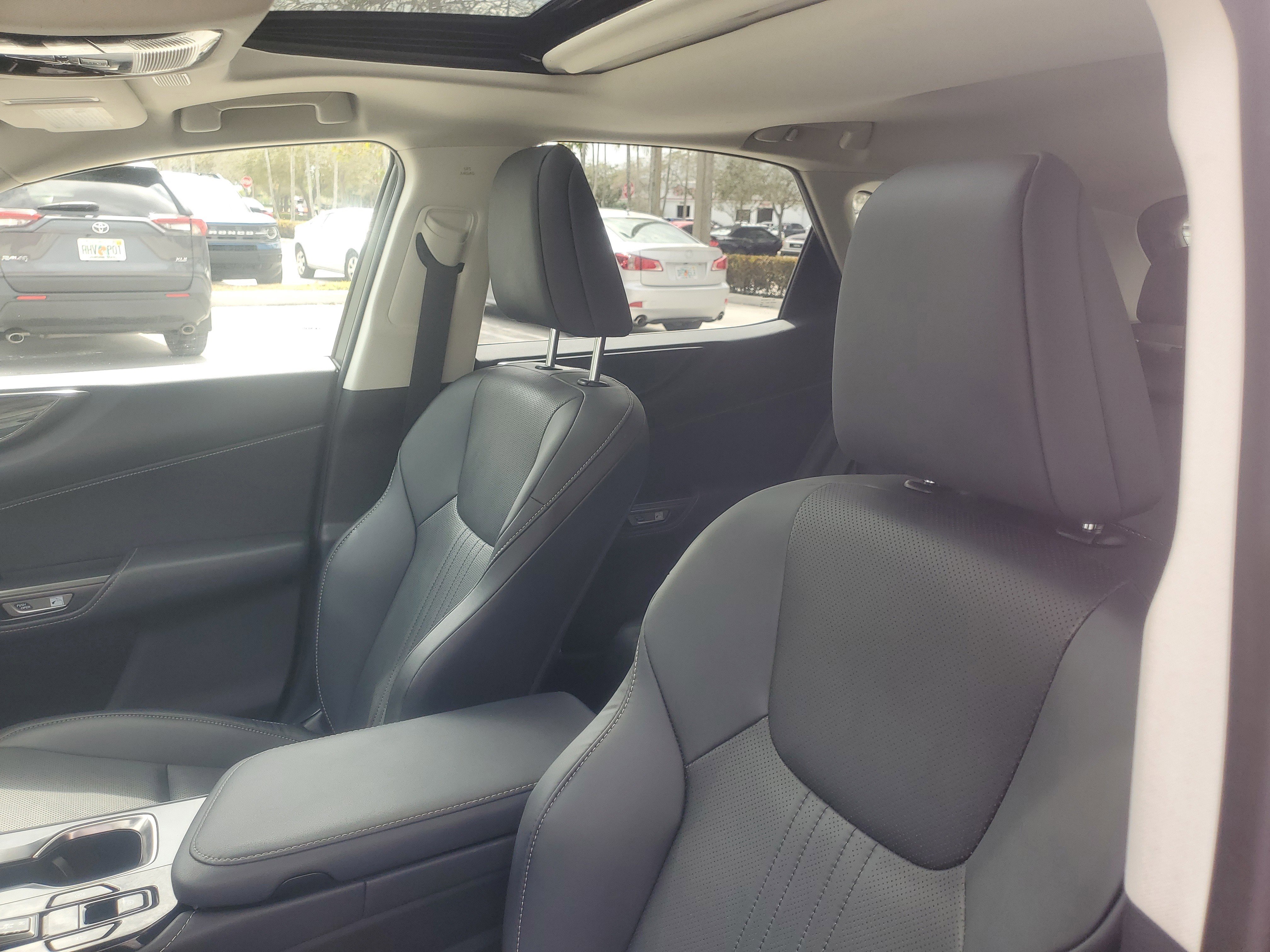 Certified 2024 Lexus NX 250 FWD w/ Towing Package (2000 Lbs) image 22