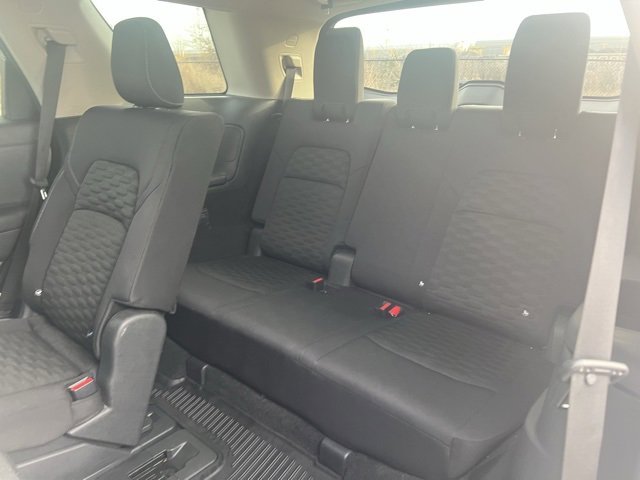 Used 2022 Nissan Pathfinder S image 27