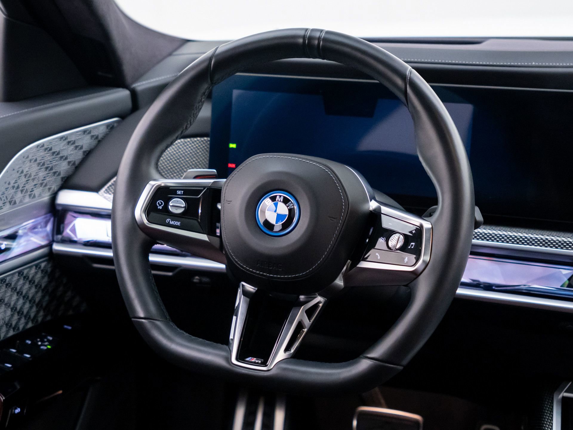 Certified 2023 BMW i7 xDrive60 AWD/4WD image 11