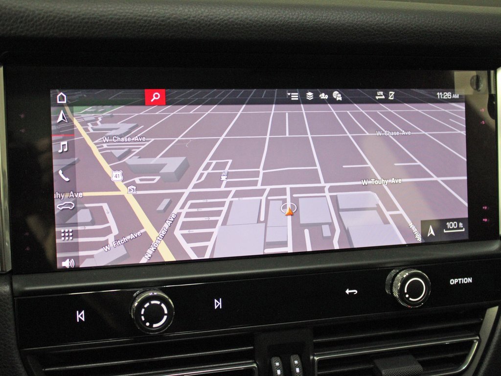 Used 2026 Porsche Macan image 26