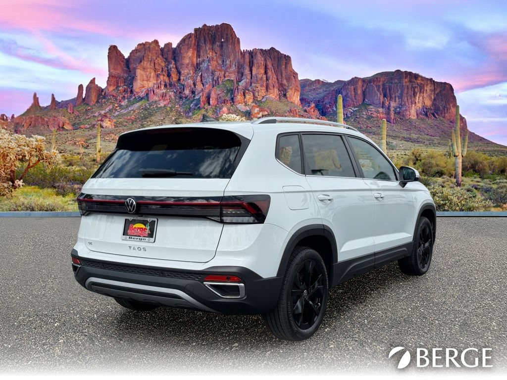 New 2026 Volkswagen Taos SE FWD image 7