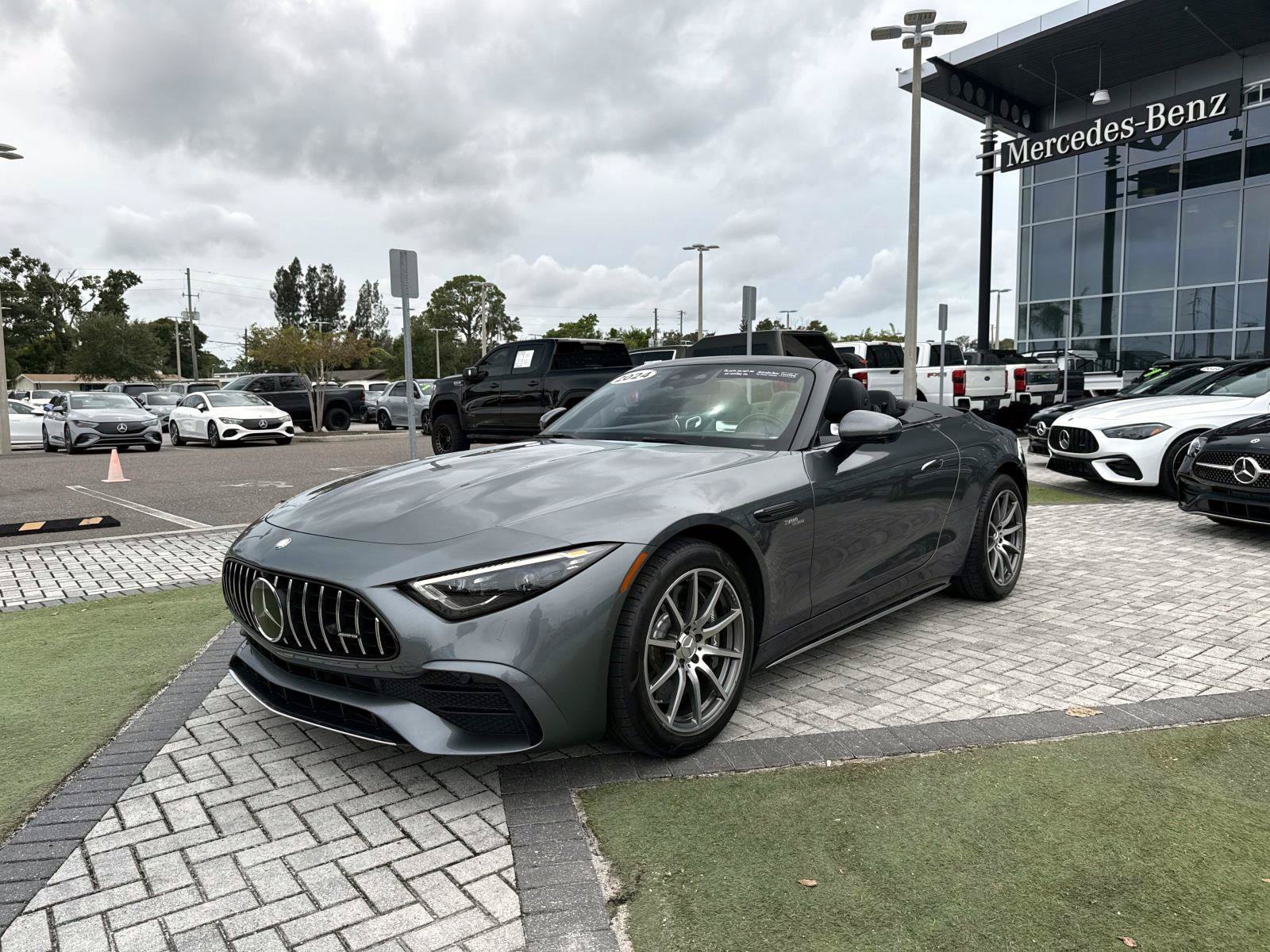 Certified 2024 Mercedes-Benz SL 43 AMG image 2