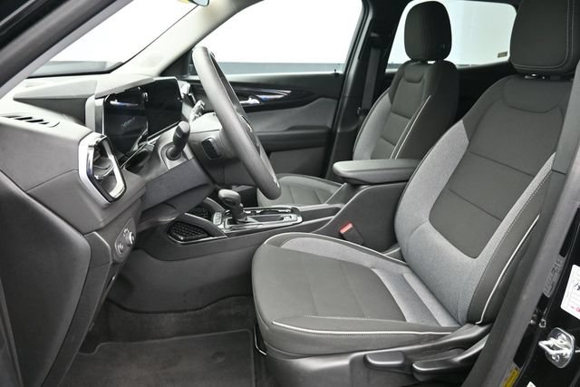 Used 2025 Chevrolet TrailBlazer LT AWD/4WD image 22