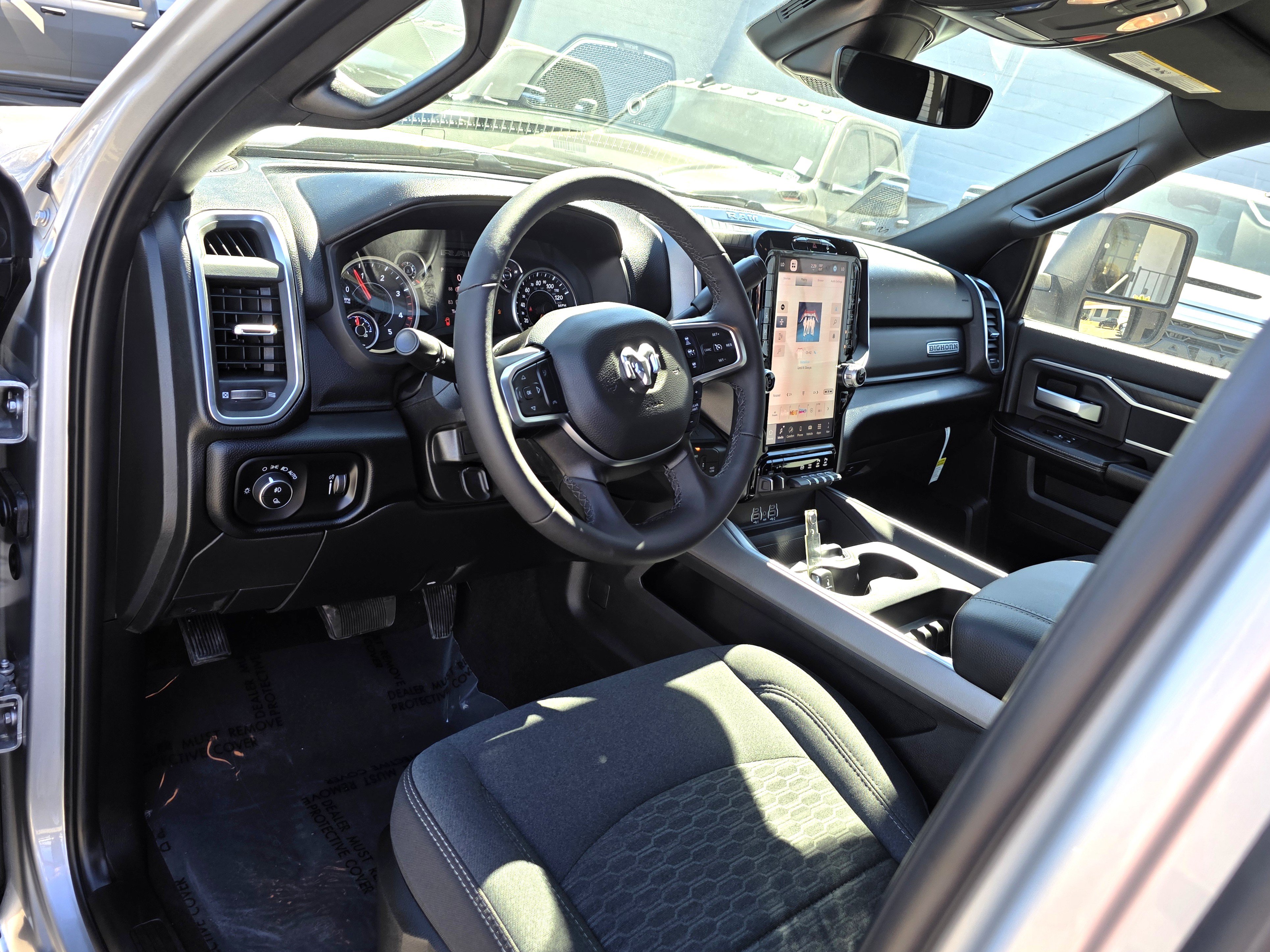 New 2026 RAM 2500 Big Horn AWD/4WD image 10