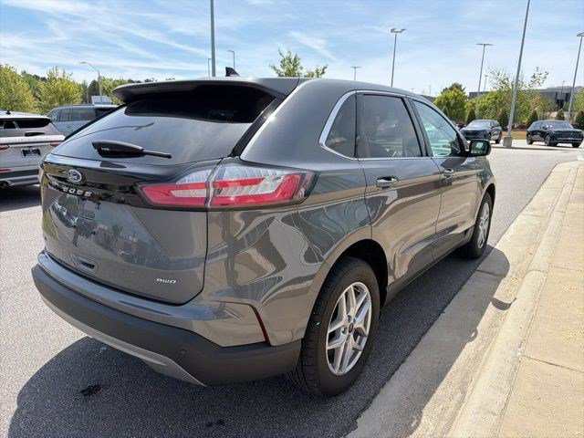 Used 2024 Ford Edge SEL image 5