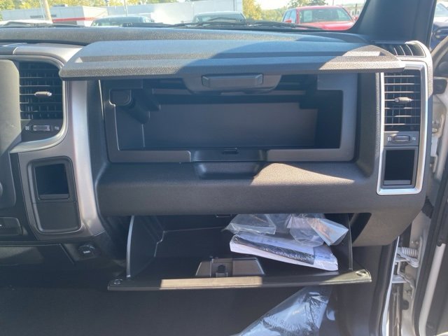 Used 2024 RAM 1500 Classic Warlock image 39