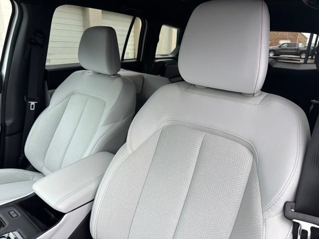New 2026 Jeep Cherokee Laredo AWD/4WD image 11