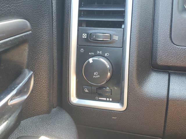 Used 2022 RAM 1500 Warlock AWD/4WD image 18