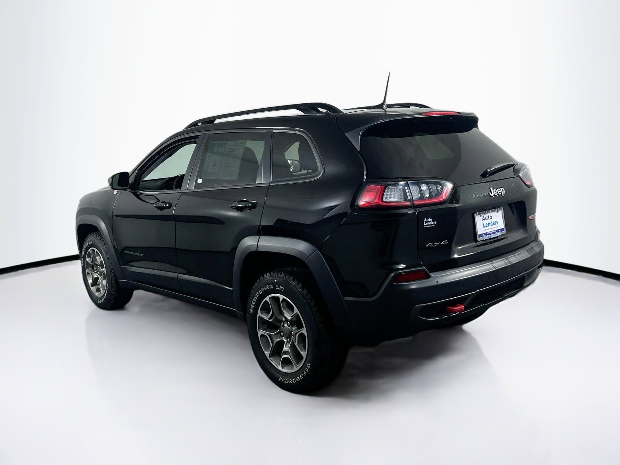 Used 2022 Jeep Cherokee Trailhawk w/ Premium Leather Package image 7